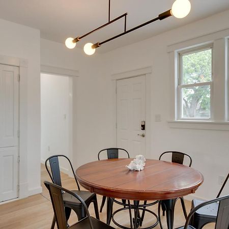 Modern Family Home In Mason With Backyard And Fire Pit المظهر الخارجي الصورة